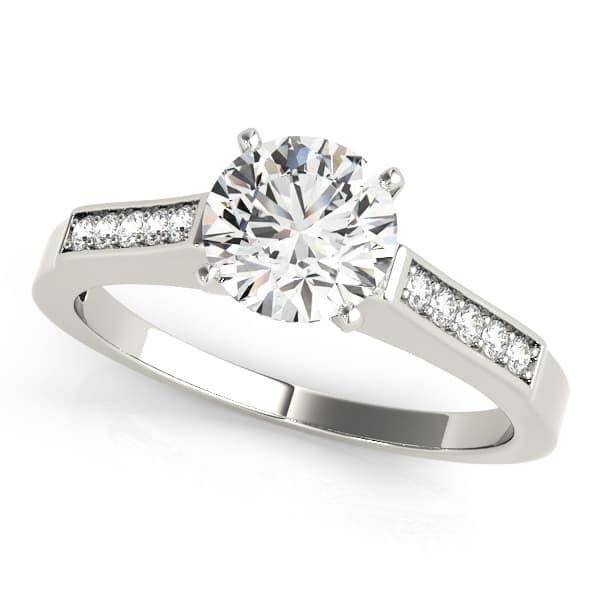 Single Row Peg Head Engagement Ring